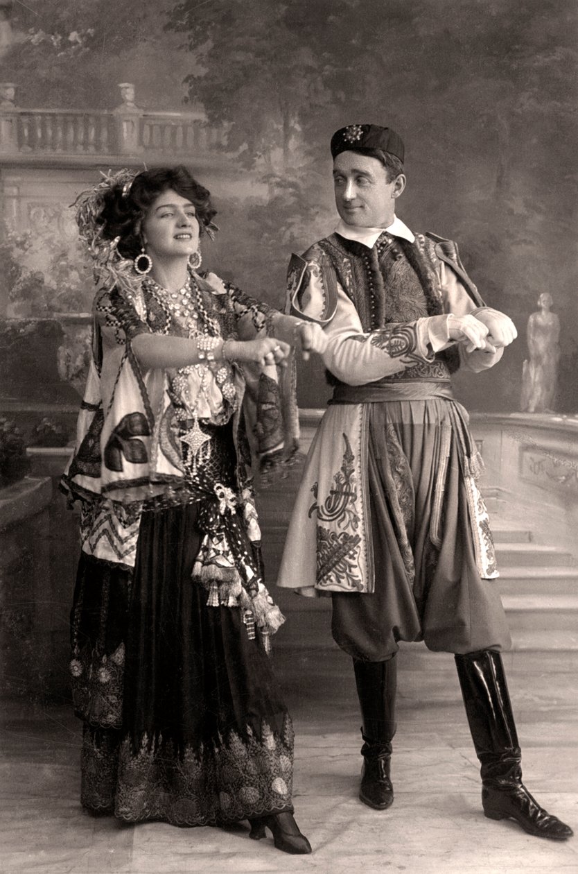 Lily Elsie and Joseph Coyne in The Merry Widow, 1908 by Foulsham and Banfield