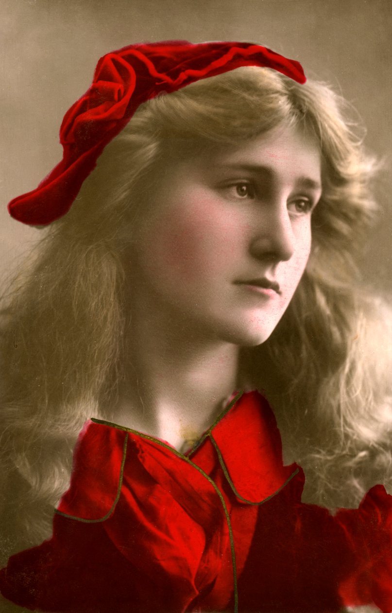 Phyllis Dare, English actress by Foulsham and Banfield