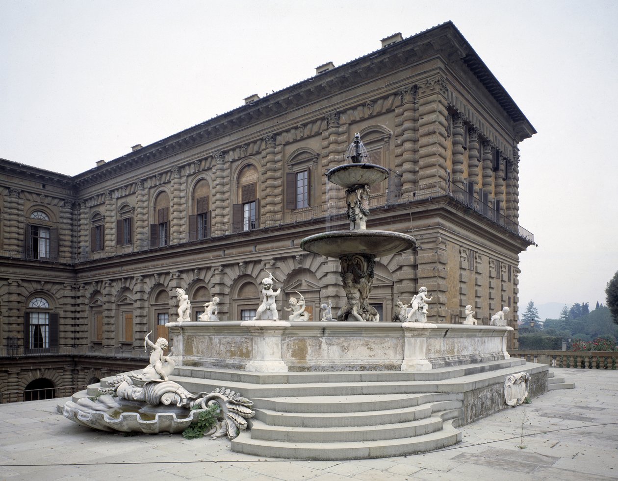 View of the fountain of the artichoke by Francesco del Tadda