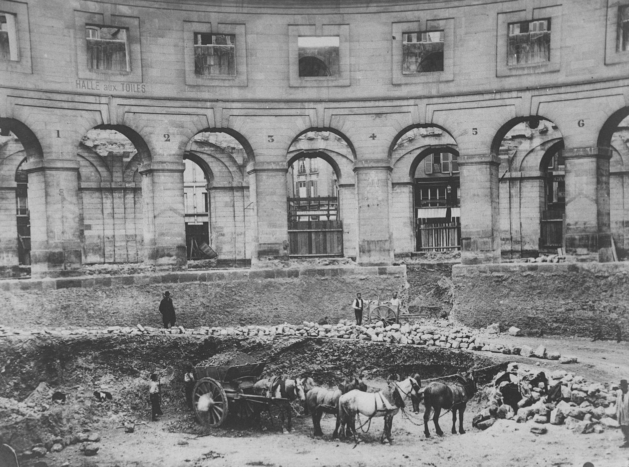 Reconstruction of the Halle au Blé, Paris by French Photographer