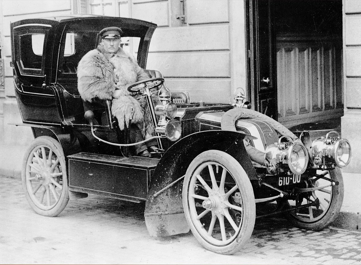 Vicart automobile, c.1905 by French Photographer