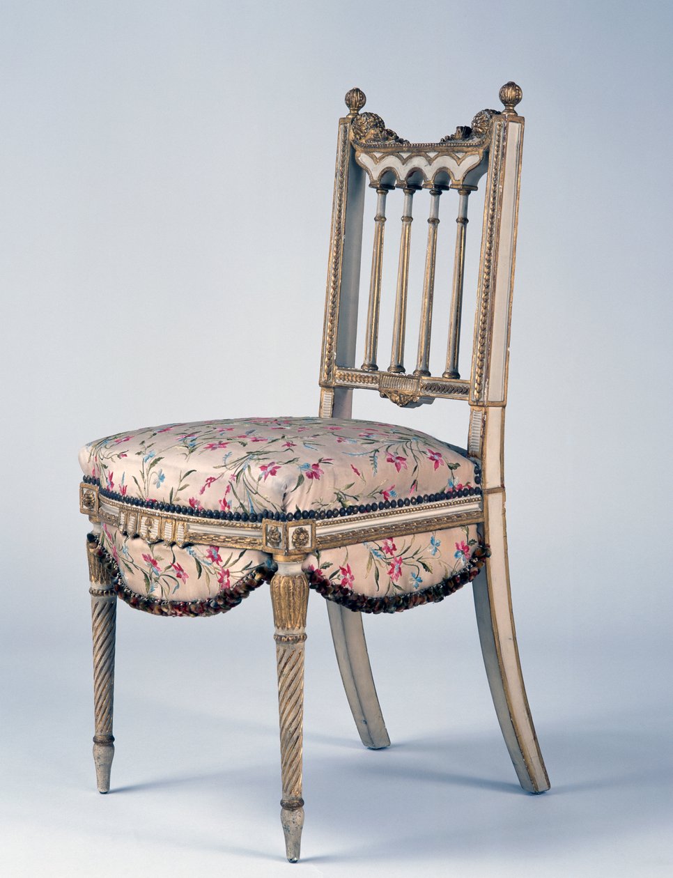 Louis XVI style Second Empire (Napoleon III) gilt wood and Lyon silk chair by French School