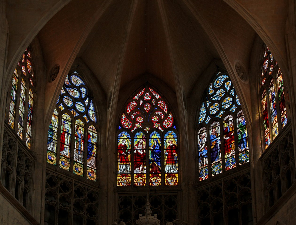Window depicting a view of the east end of the choir by French School