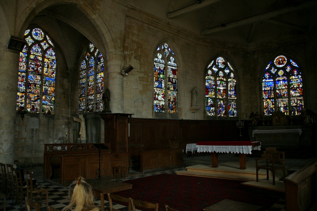 Window w0 depicting an internal view of the north side of the church by French School