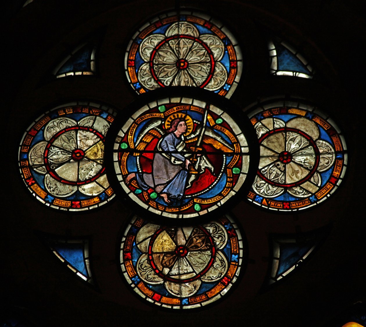 Window w16 depicting an angel by French School