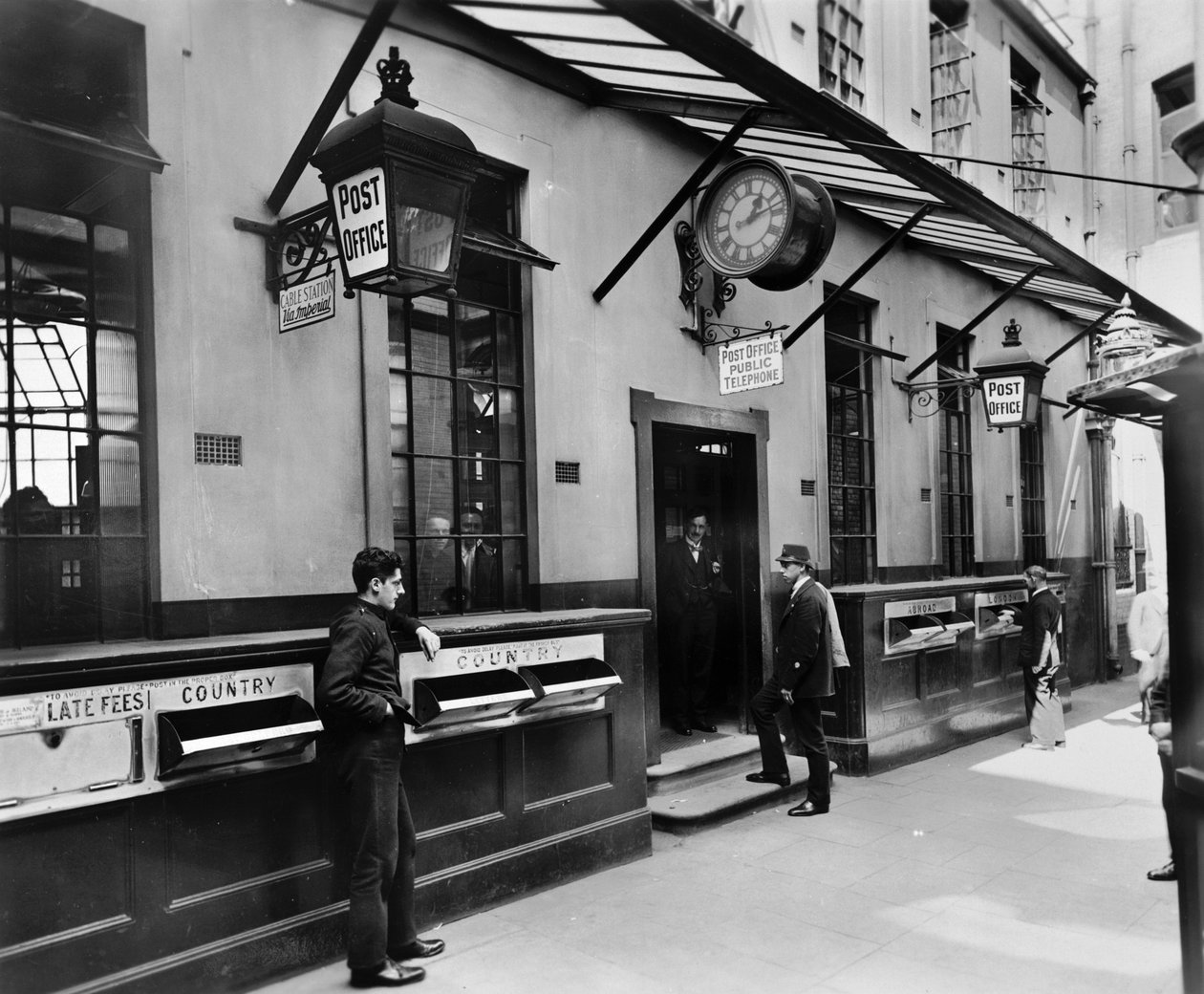 Lombard Street Post Office, City of London, late 19th-early 20th century by George Davison Reid