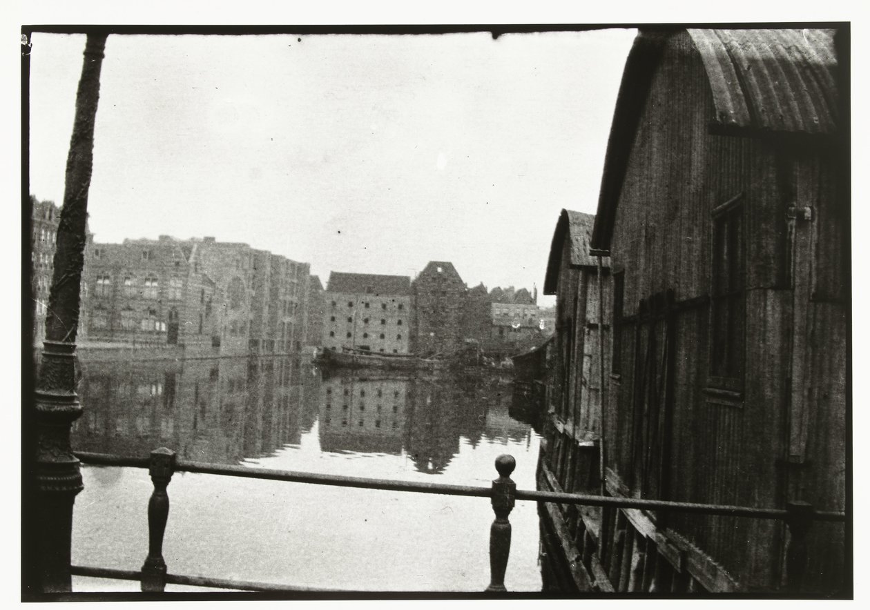 View from the Bridge to Prinseneiland in Amsterdam by George Hendrik Breitner