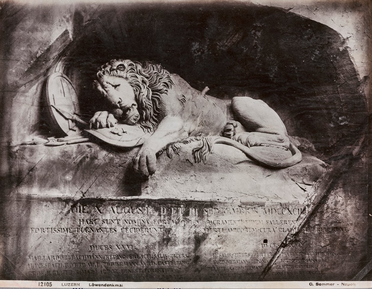 The sculptured monument of a lion by Lukas Ahorn in Lucerna by Giorgio Sommer