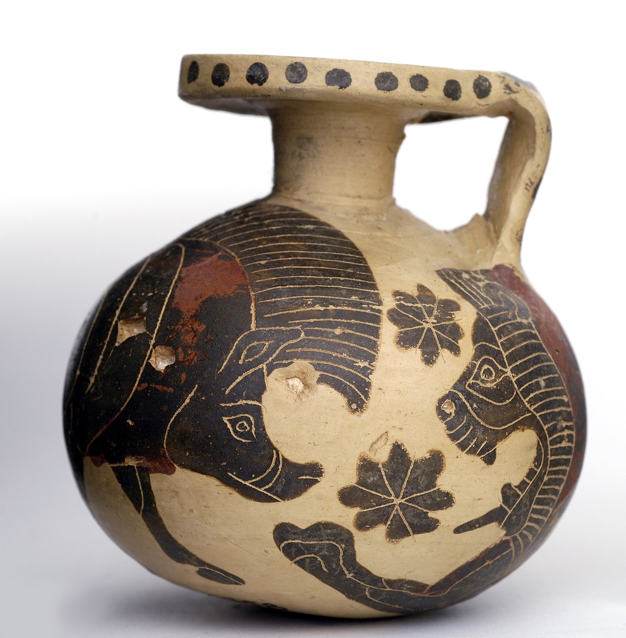 Corinthian black-figure spherical aryballos depicting animals, Middle Corinthian Period (600-575 BC) by Greek