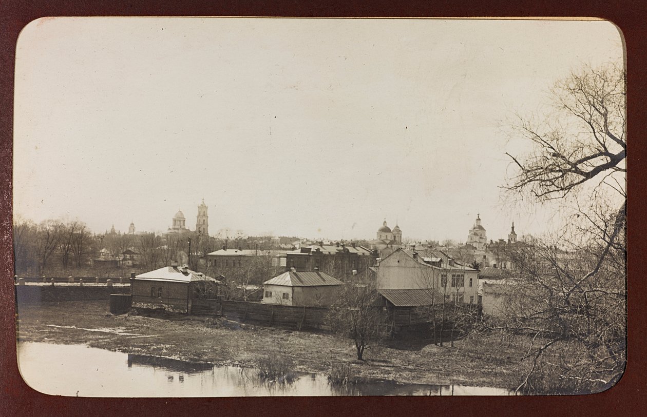 First World War: Ukraine in the years 1914-1916 during the invasion of the German army. View of Sumy by Heldenfriedhof Dsessentniki (attr. to)