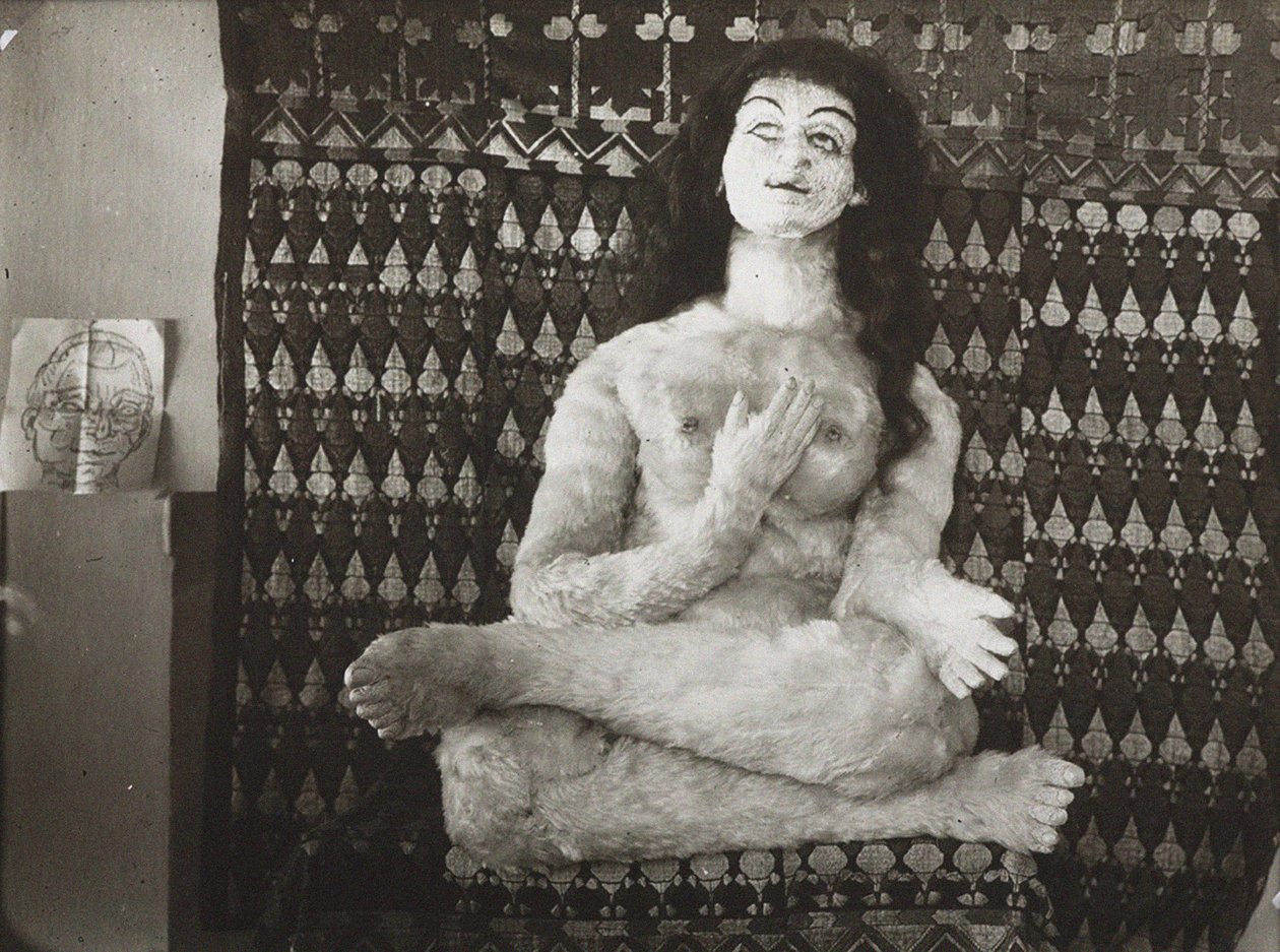 Alma Mahler Doll in Hermine Moos