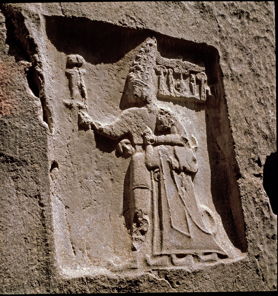 King Tudhaliya protected by a divinity by Hittite