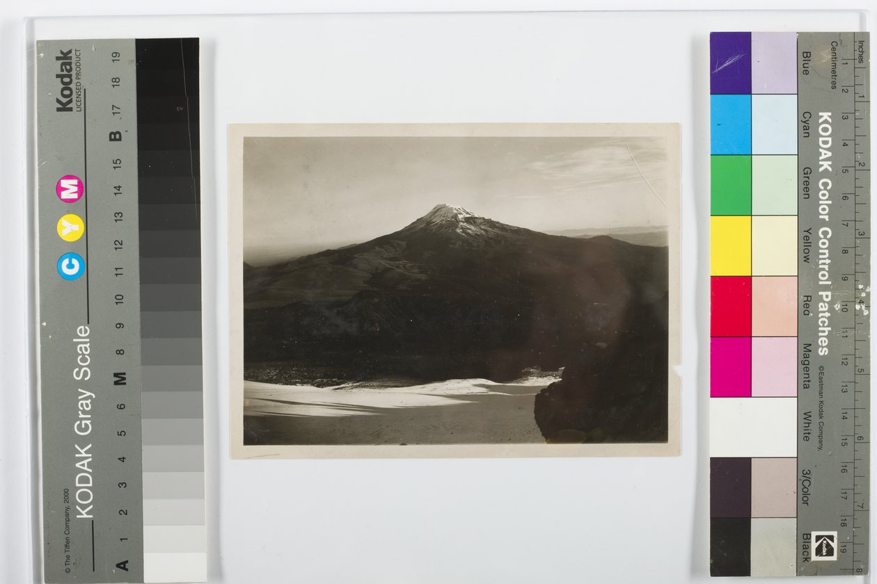 The Ixtalazihuatl from the Popocatepetl, c.1920 by Hugo Brehme