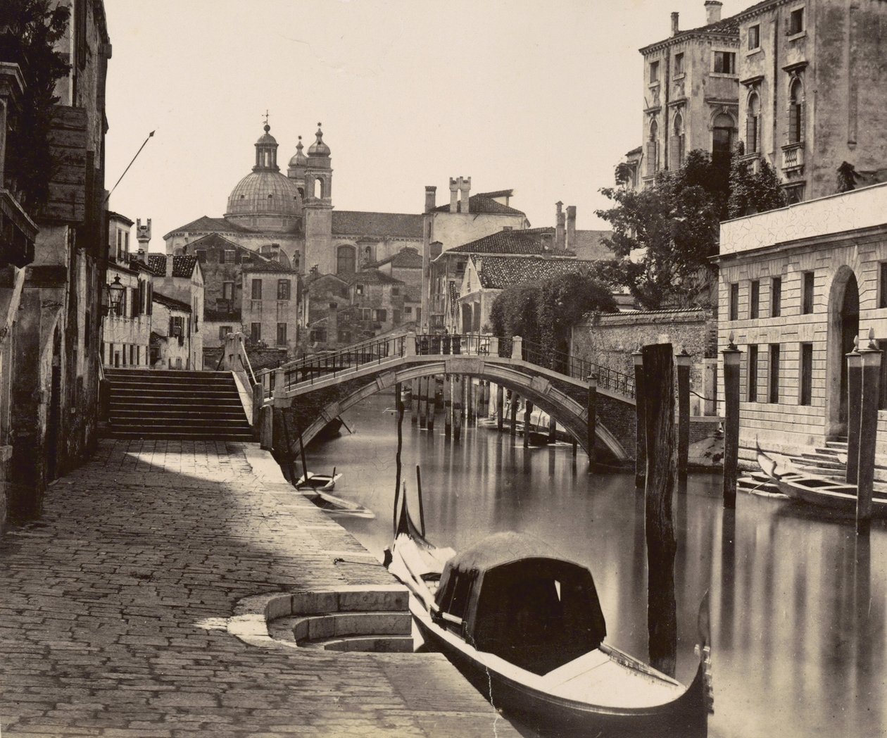 Bridge on the Rio Ognissanti in Venice, c.1875 by Italian Photographer
