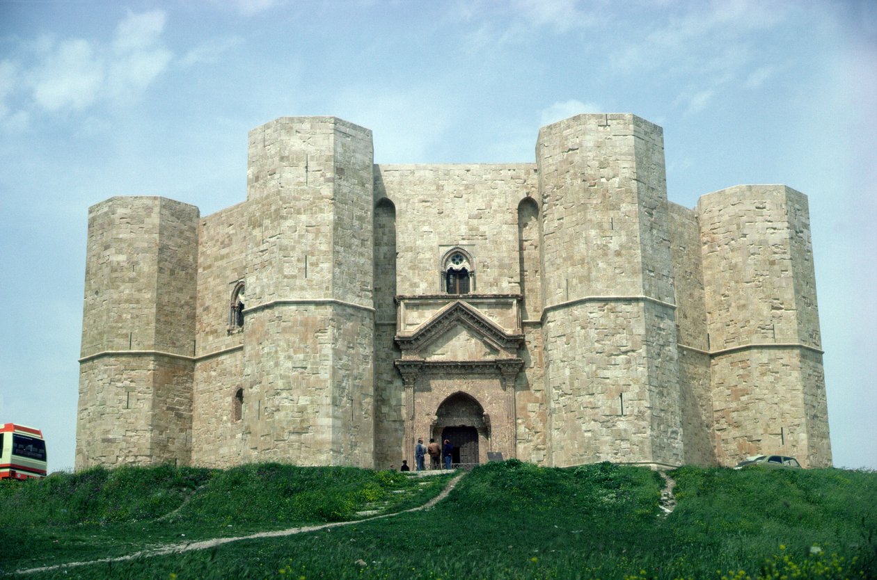 Castel del Monte, built during the reign of Emperor Frederick II c.1240-50 by Italian School