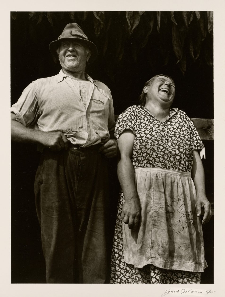 Mr. and Mrs. Andrew Lyman, Polish Tobacco Farmers and FSA Clients, Windsor Locks, Conn. by Jack Delano