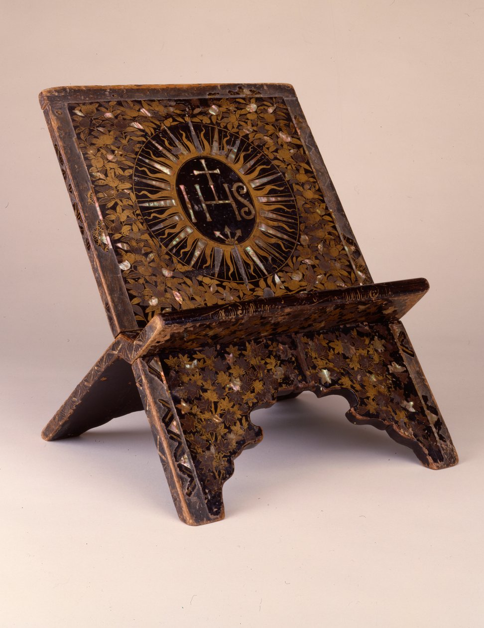 A rare and important Momoyama period Christian folding lectern (shokendai) by Japanese School