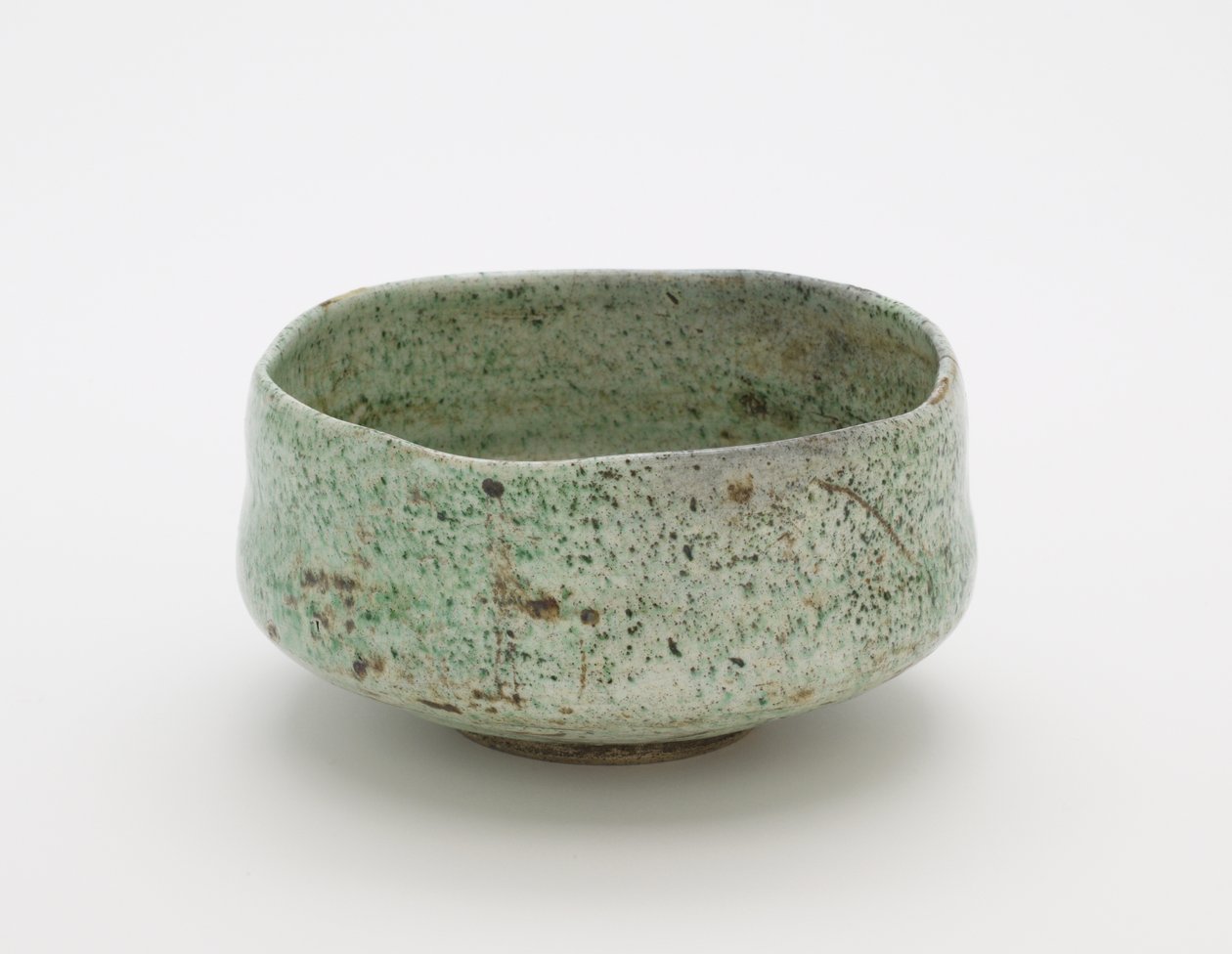 Tea bowl with false Raku seal by Japanese School