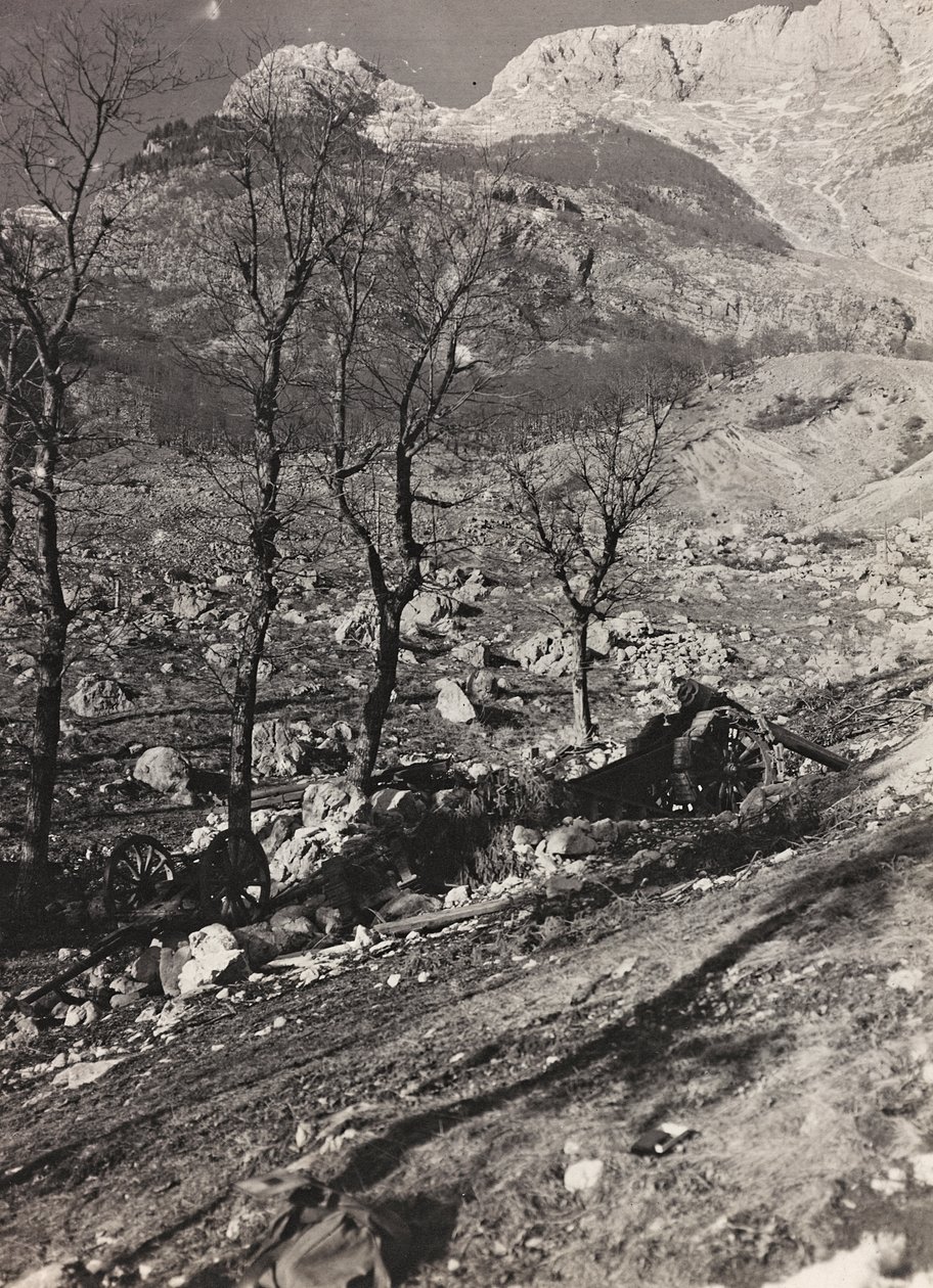 War zone (b/w photo) by Josef Zohles