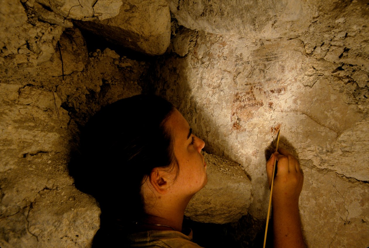 Teotihuacan warrior, mural, Sufricaya, Holmul, Guatemala, Maya, Francisco Estradabelli by Kenneth Garrett