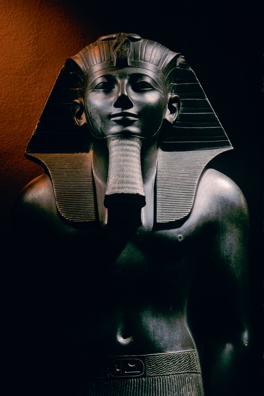 Thutmosis III, Thutmose III, Tuthmose III, statue, Luxor Museum, Egypt, New Kingdom by Kenneth Garrett