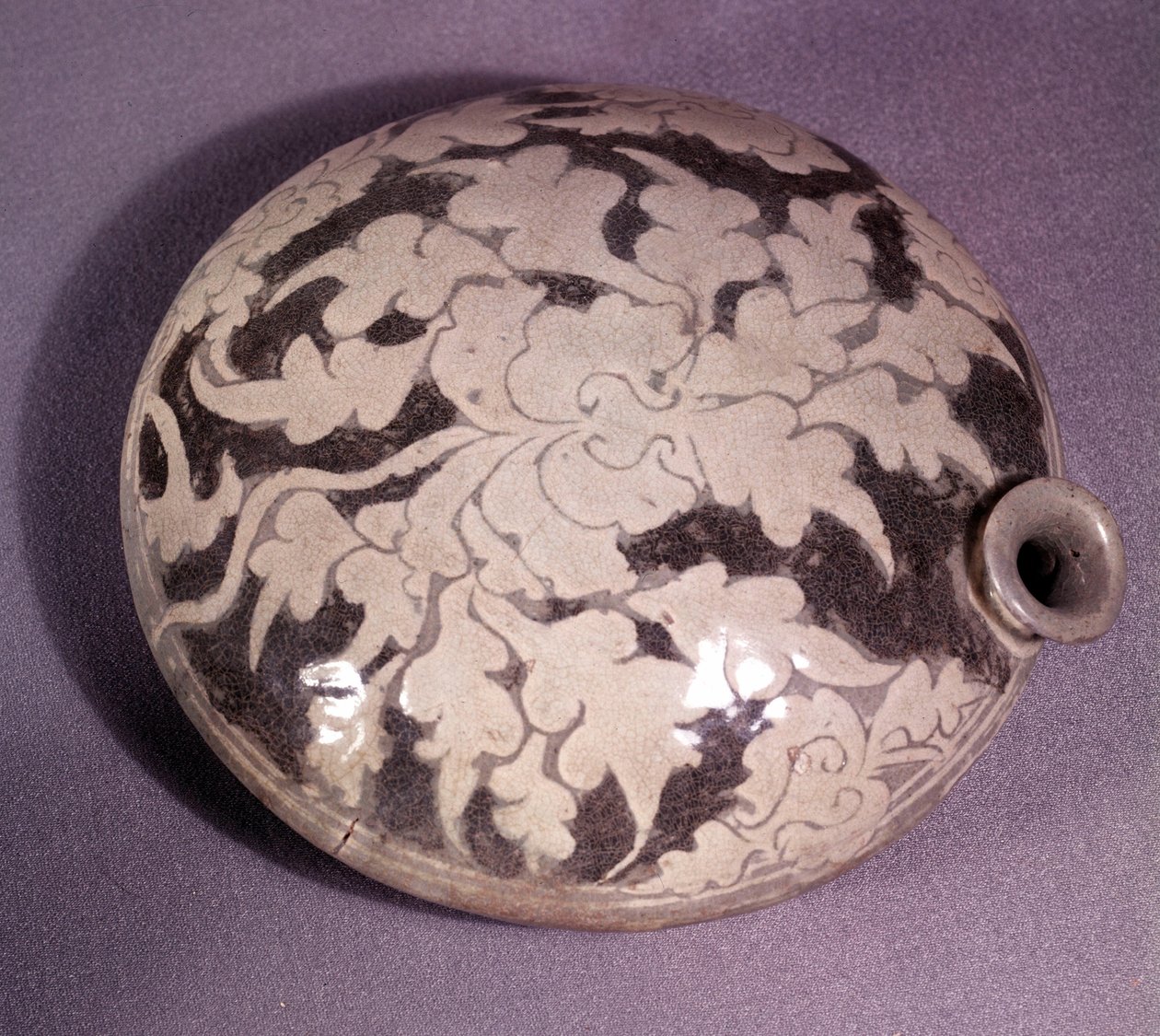 Art coreen: porcelain wine bottle (or bottle). Koryo period by Korean School