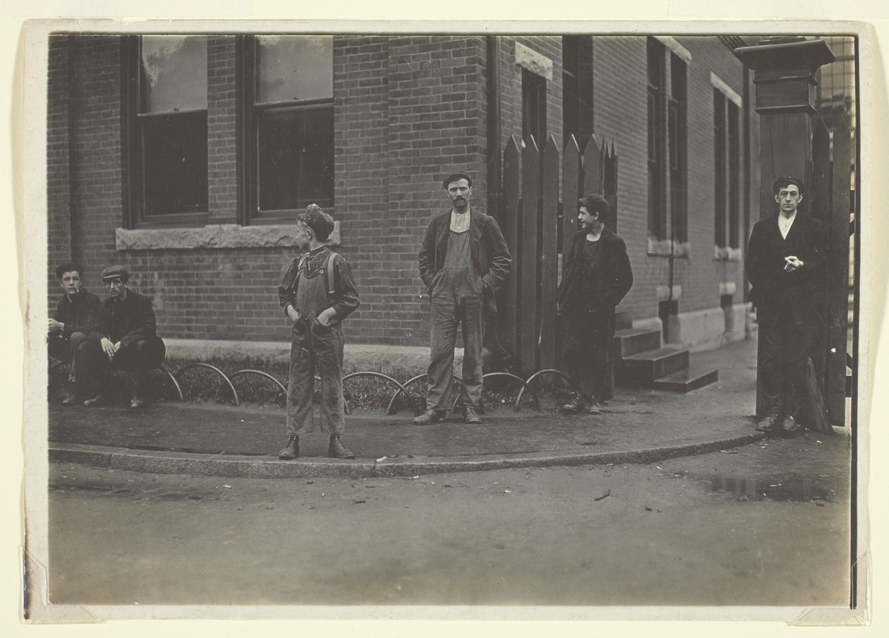 Warren, Rhode Island by Lewis Wickes Hine