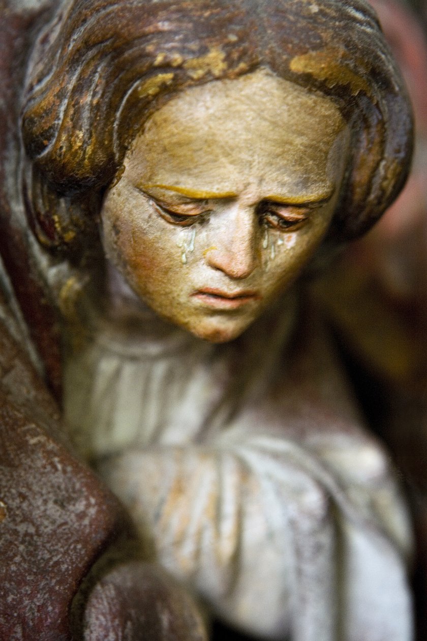 Altar piece, right panel (detail) by Ligier Richier