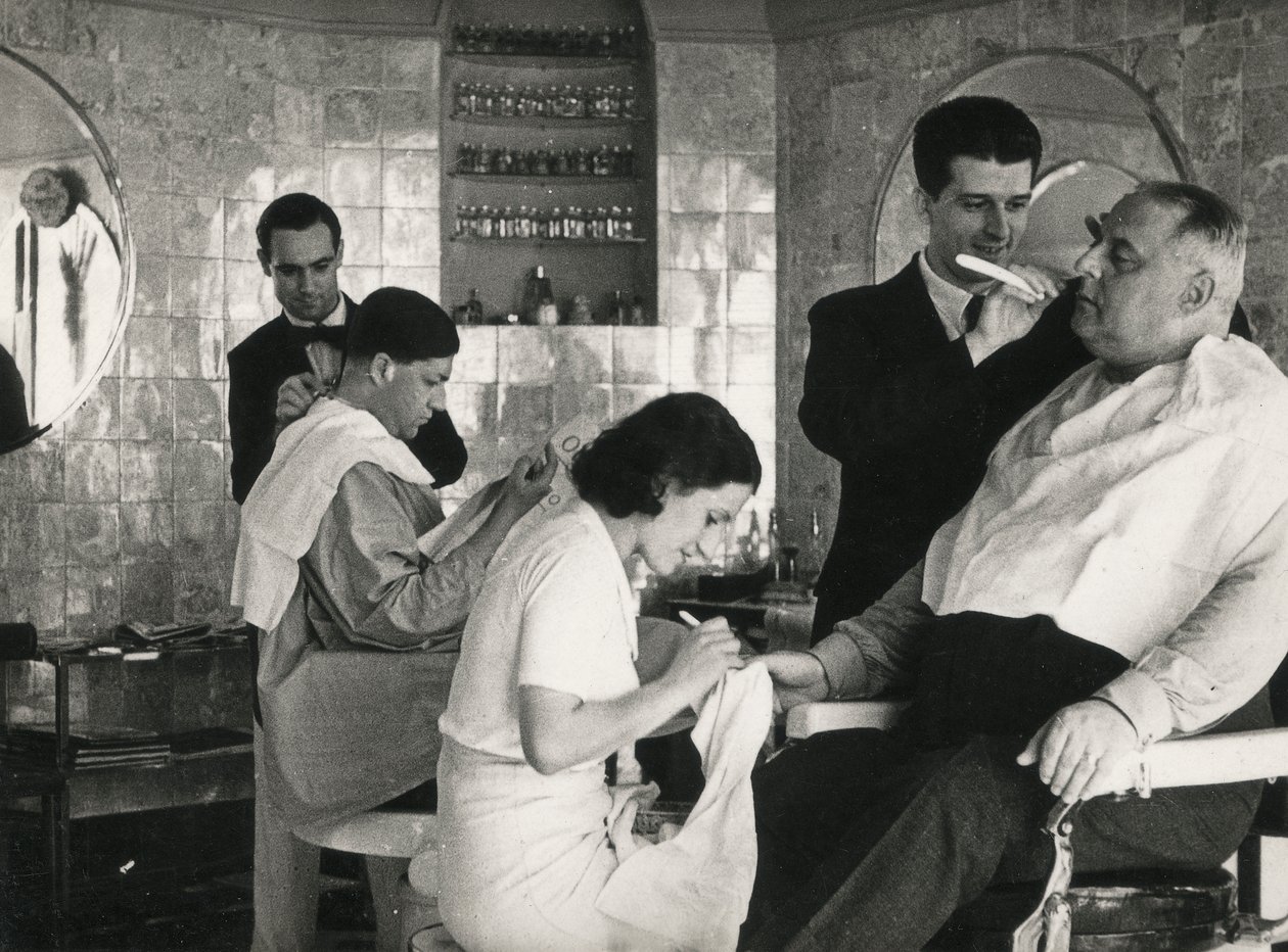 Barber Shop and Manicure by Luigi Leoni