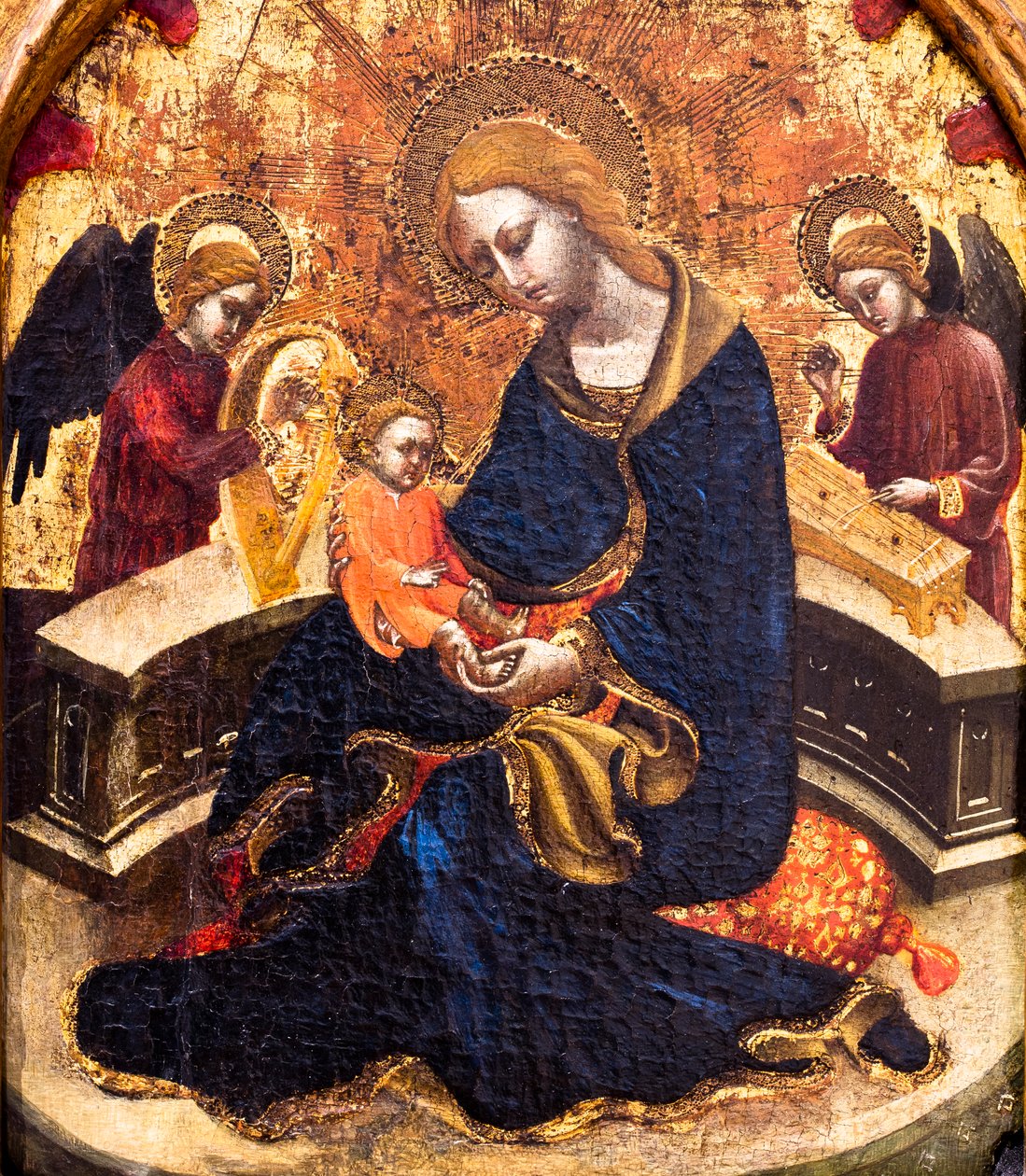 Virgin of Humility Between Two Musician Angels (detail) by Maestro del Polittico di Santa Maria di Siracusa