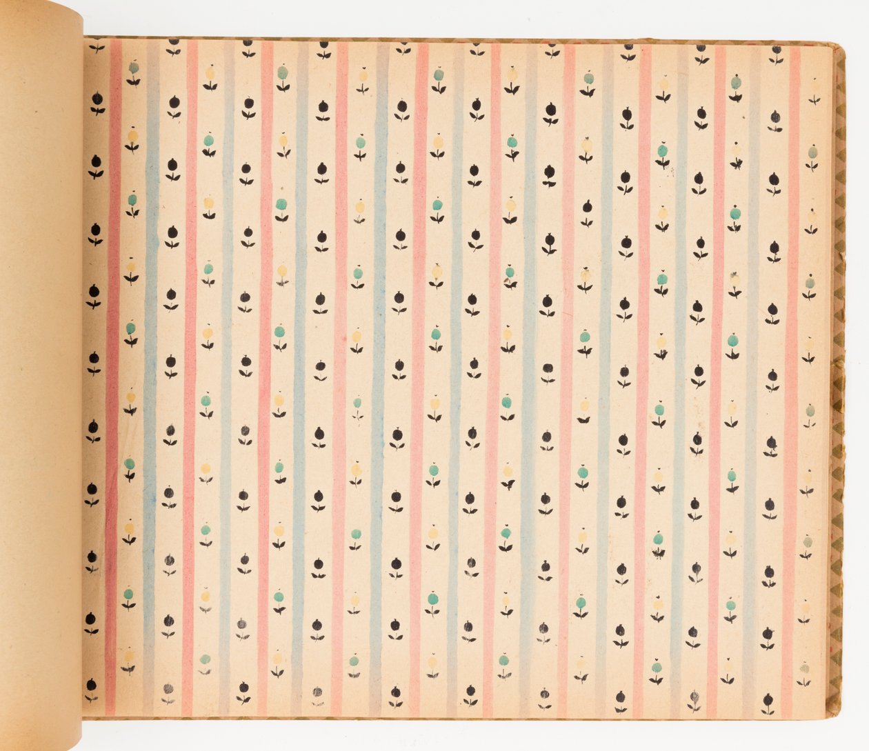 Sample Book, Patria Papiers de Fantaisie by Maison Maunoury et Cie
