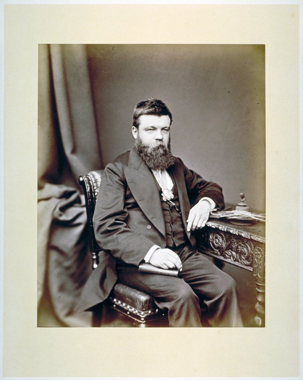 TC Fendick, Master of the Worshipful Company of Glaziers Wearing His Master