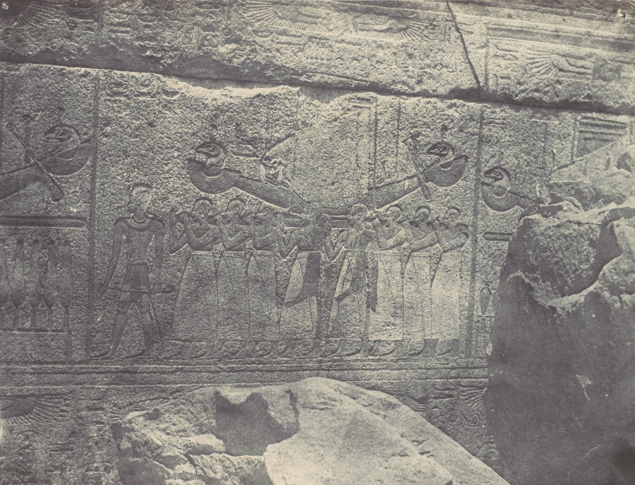 Thebes. Palais de Karnak. Sculptures extérieures du Sanctuaire de granit by Maxime Du Camp