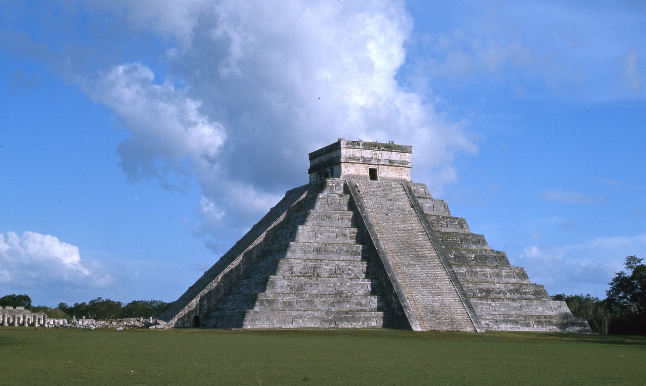 El Castillo, Equinox in Chichen Itza, Post Classic Period by Mayan