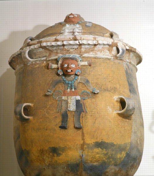 Funerary urn with lid by Mayan Mayan