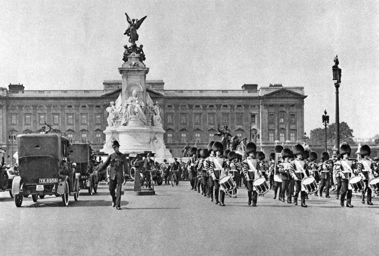 Changing of the Guard, Buckingham Palace, London by McLeish