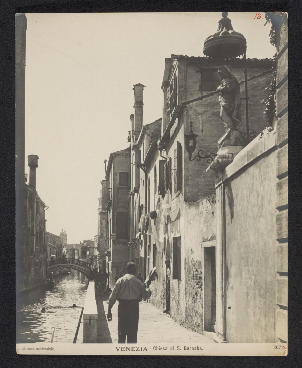Quay along the Chiesa di San Barnaba in Venice Venezia - Chiesa di S. Barnaba (title on object) by Neue Photographische Gesellschaft