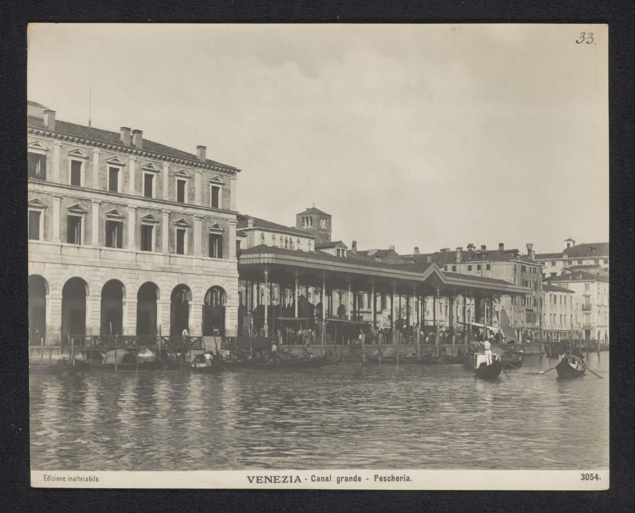 Covered Fish Market in Venice by Neue Photographische Gesellschaft