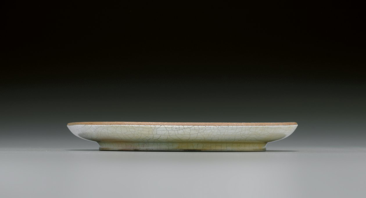 Rare Ruyao Dish by Northern Song Dynasty Chinese School