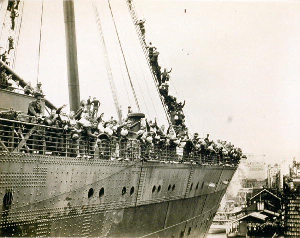 The Mauretania in Sydney, May 1940 by Photographer Australian
