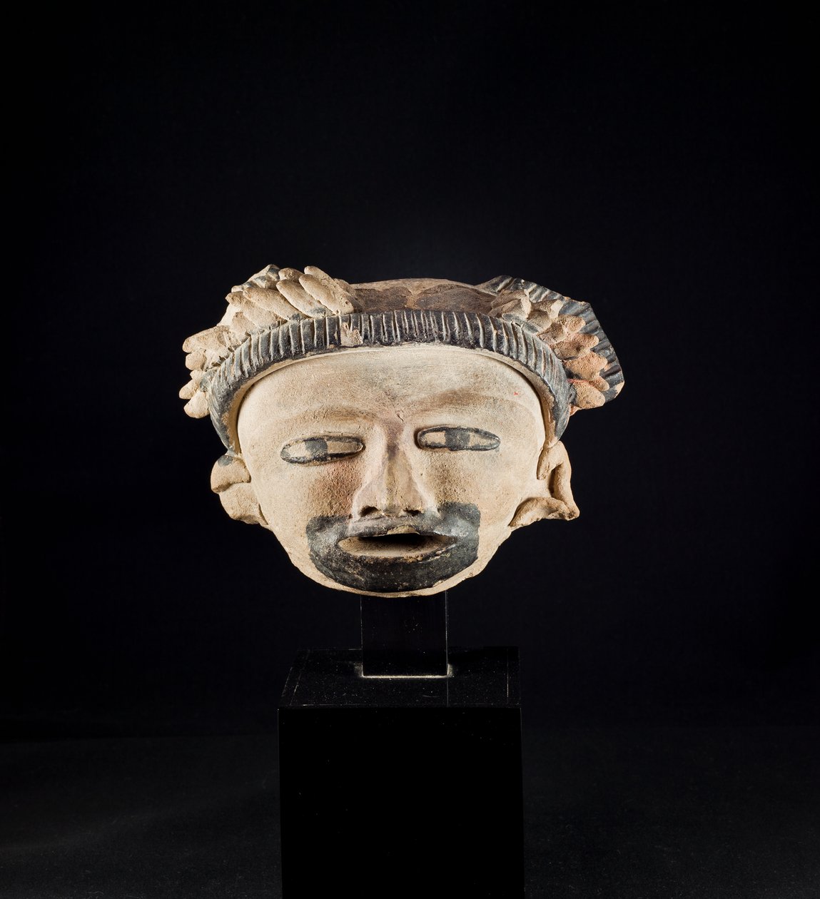 Head Statuette / Mexico, Totanaque Culture by Precolombian Precolombian