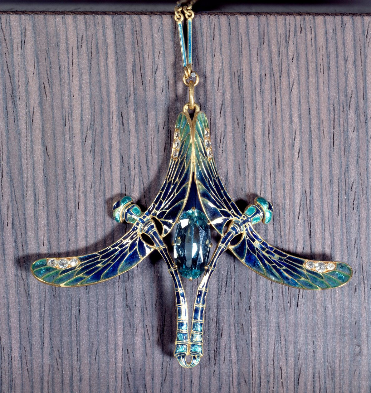 Art Nouveau: pendant 'Dragonfly' in aquamarine, gold and enamel