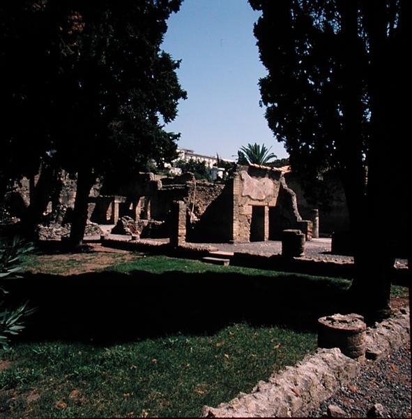 House of the Gem by Roman Roman