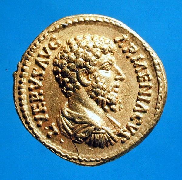 Aureus (obverse) with the bust of Lucius Verus draped and cuirassed by Roman
