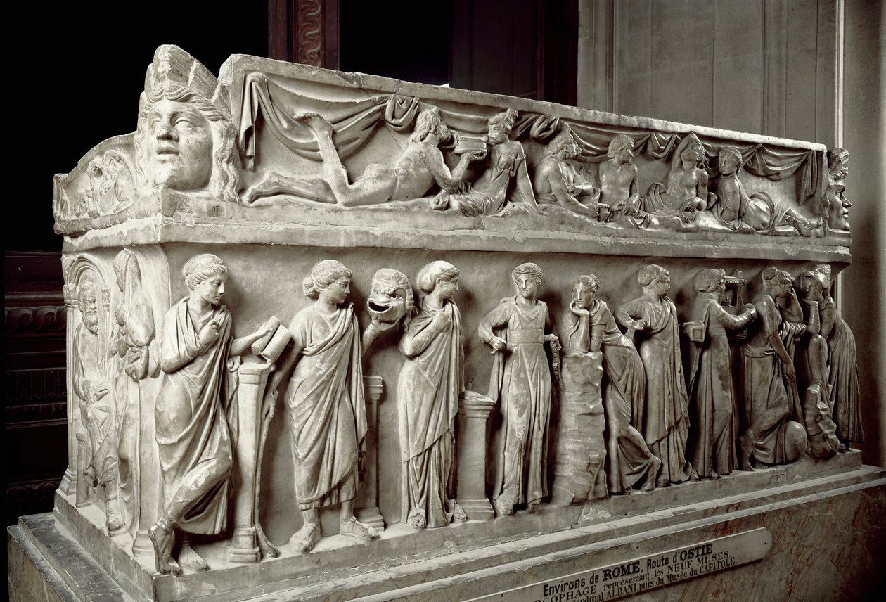 Roman art: marble sarcophagus decorates stockings depicting the Muses and a banquet scene by Roman