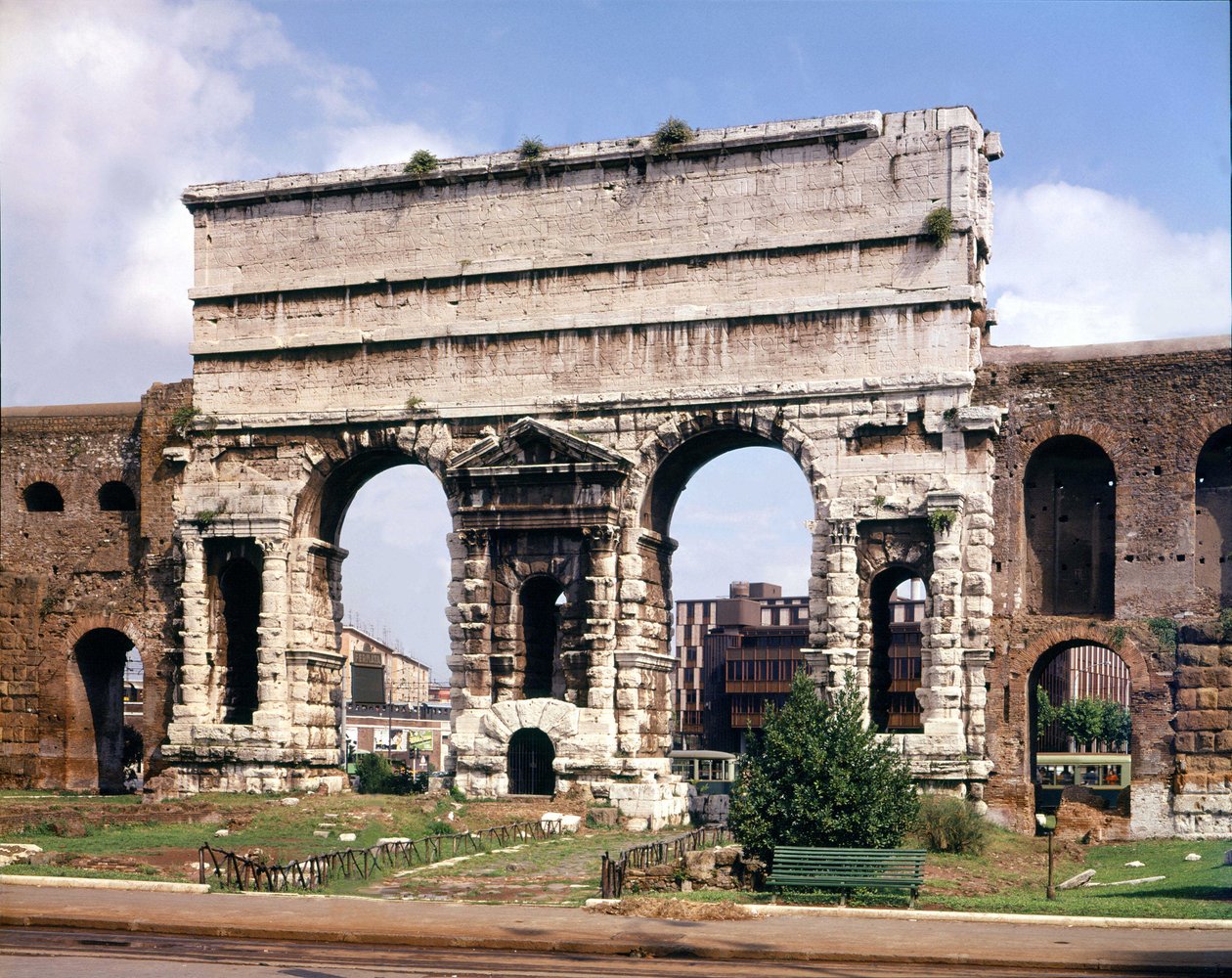 View of the maggiore gate (major), where Claude