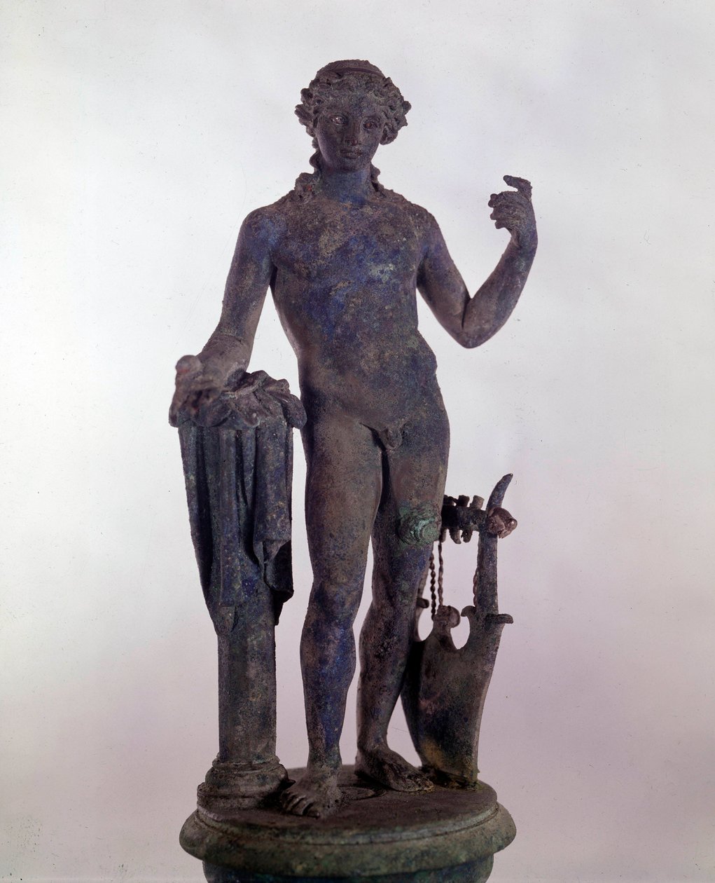 Statue of Apollo in bronze by Roman Roman