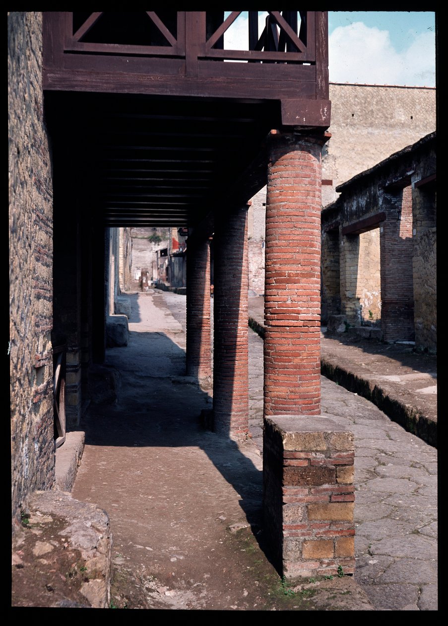 Street, 5th century BC-1st century AD by Roman Roman