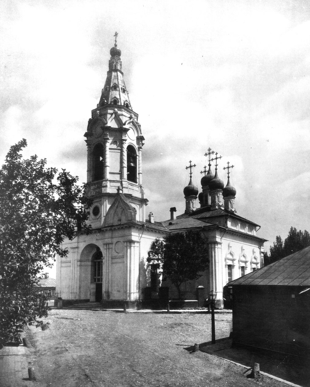 Church of the Annunciation on the Banks, near Plyushchikha, Moscow by Russian Photographer