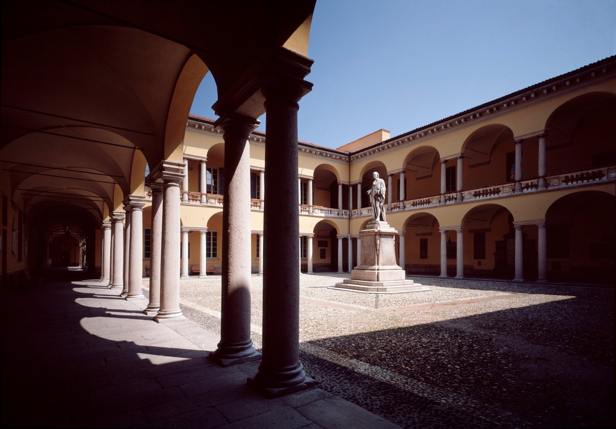 View of the Courtyard with the Statue of Alessandro Volta by School Italian